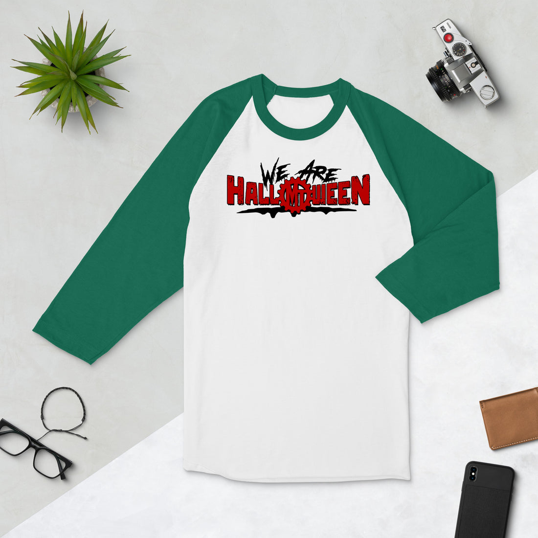 3/4 sleeve raglan shirt