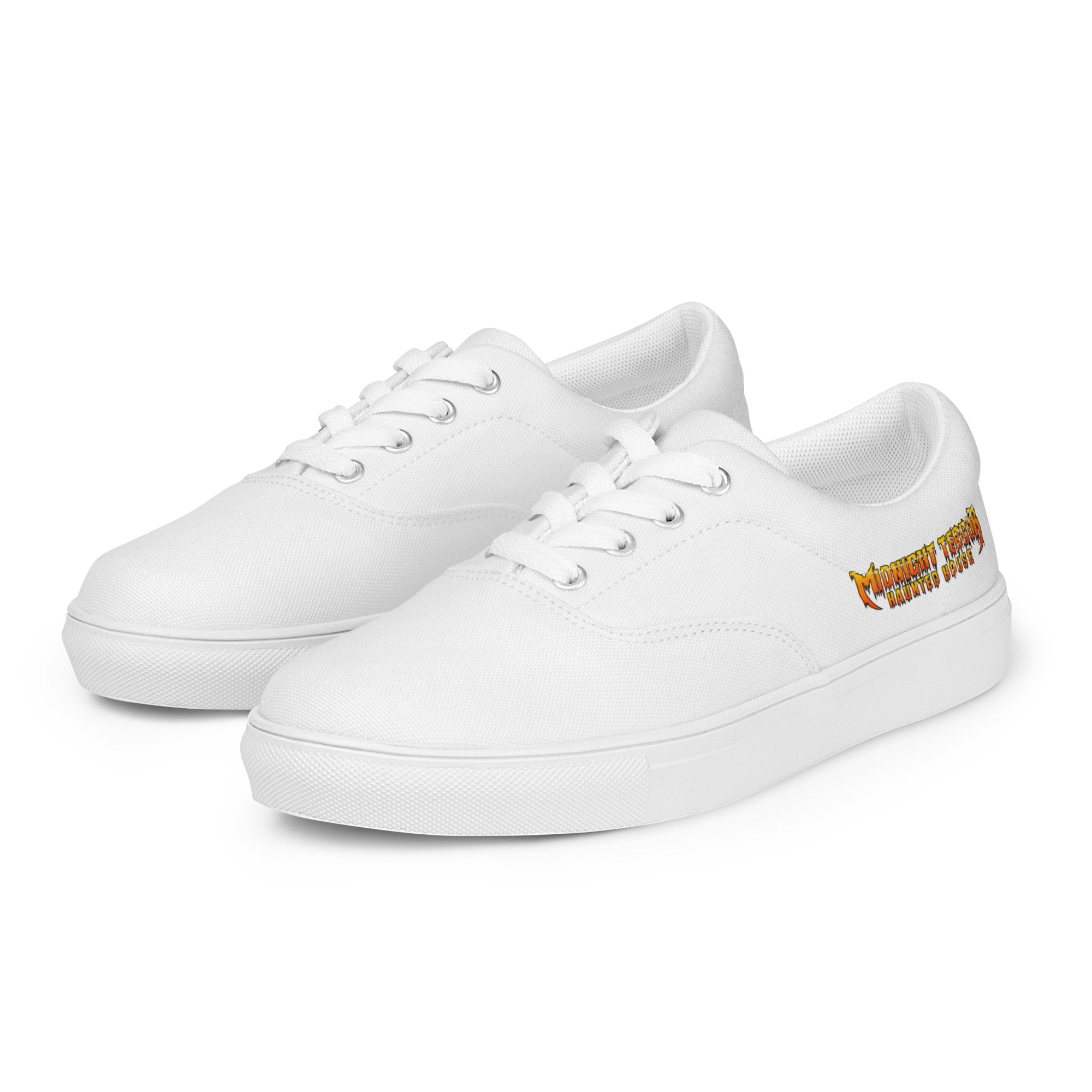 Women’s lace-up canvas shoes